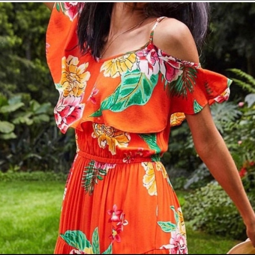 Old Navy Summer Midi Dress - Picture 6 of 6